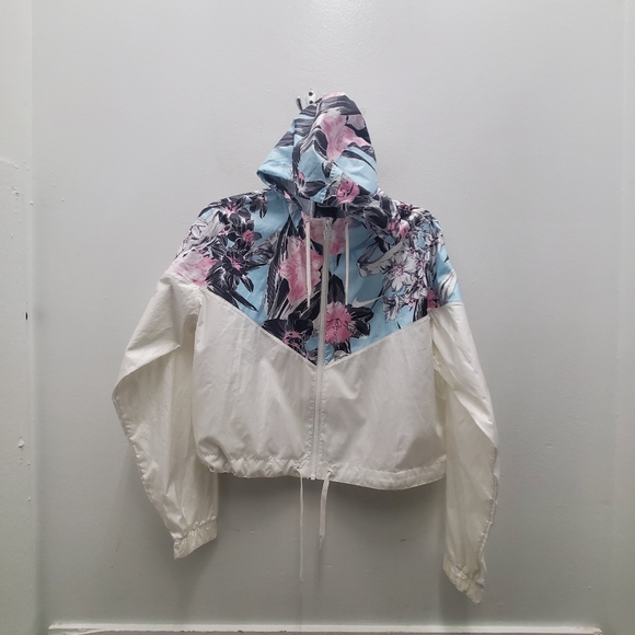 Nike Windrunner Cropped Hooded Jacket White Floral Colorblocked Like NEW - Picture 15 of 15
